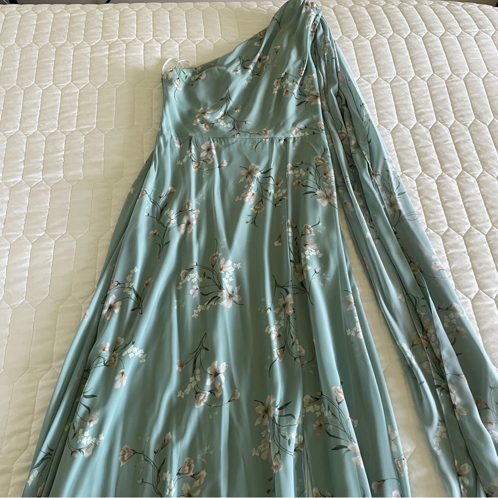 BIRDY GREY Melissa Chiffon Dress - Sage Le Fleur size M​ - Picture 4 of 9